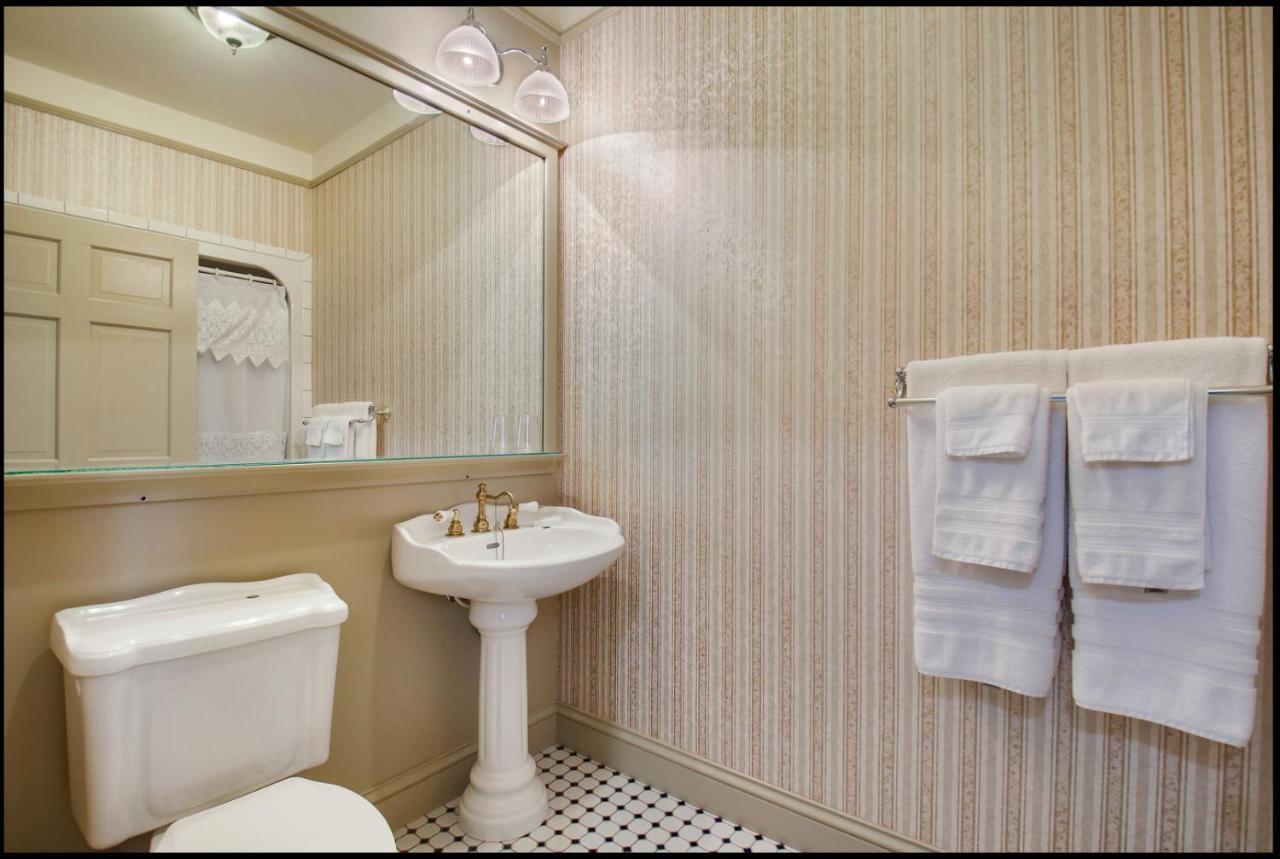 Carnegie Hall Boutique Hotel Ladysmith Eksteriør billede